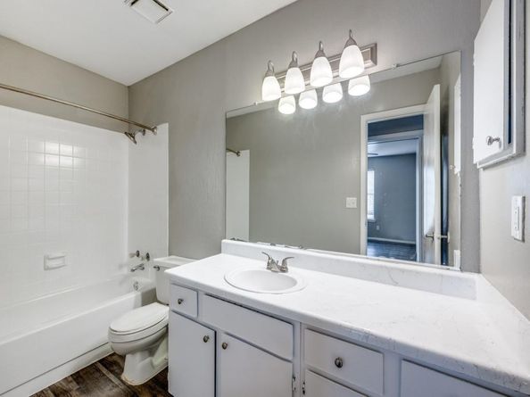 1122  Millview Drive  1202, Arlington Texas 76012