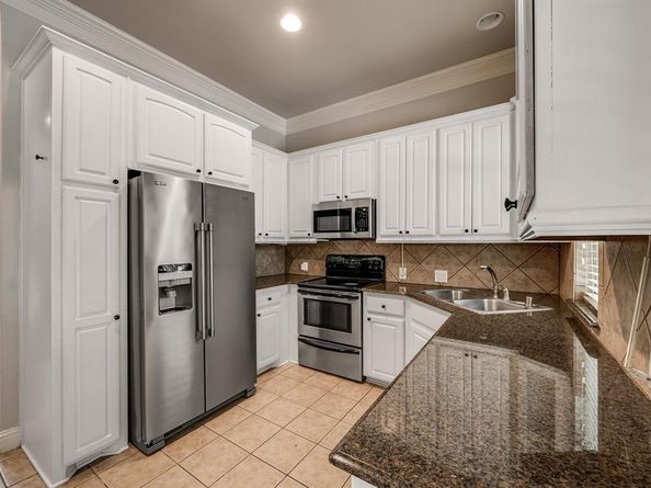 5836  La Vista Drive , Dallas Texas 75206