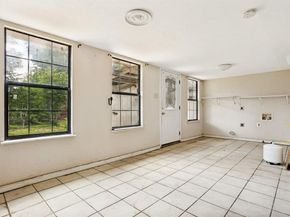 1702  Pine Knot Drive , Garland Texas 75044