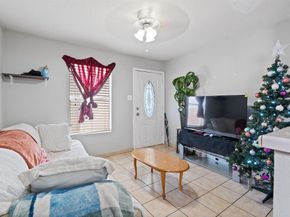 1716  5th Avenue , Fort Worth Texas 76110