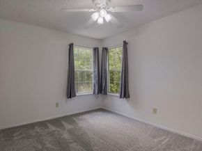 5428  Rolling Green Road , Arlington Texas 76017