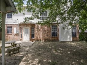 5428  Rolling Green Road , Arlington Texas 76017