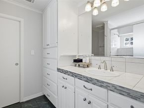 4329  Taos Road , Dallas Texas 75209