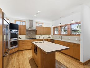 4329  Taos Road , Dallas Texas 75209