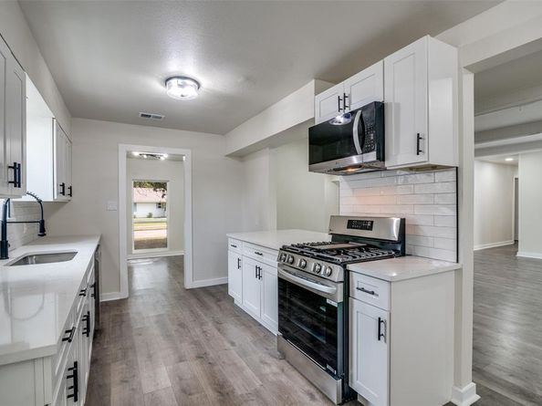 11335  Drummond Circle , Dallas Texas 75228