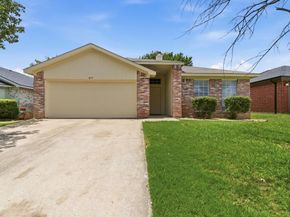 8117  Broken Arrow Road , Fort Worth Texas 76137