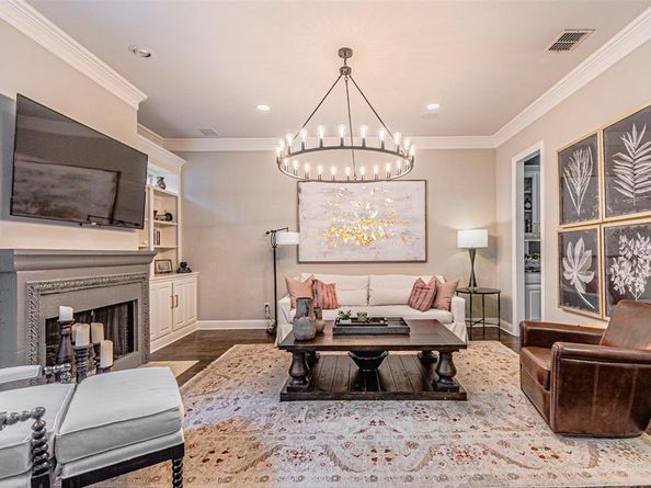 3637  Reagan Street , Dallas Texas 75219