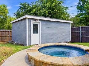 4100  Coronet Lane , Arlington Texas 76017