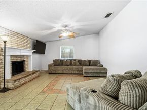 4100  Coronet Lane , Arlington Texas 76017