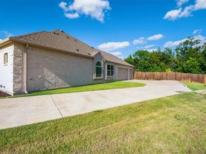 824  State Street , DeSoto Texas 75115