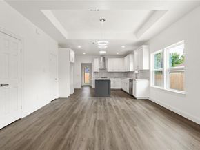 1015  Stella Street , Fort Worth Texas 76104