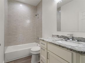 1015  Stella Street , Fort Worth Texas 76104