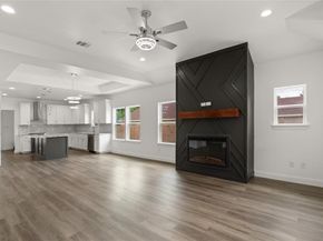 1015  Stella Street , Fort Worth Texas 76104