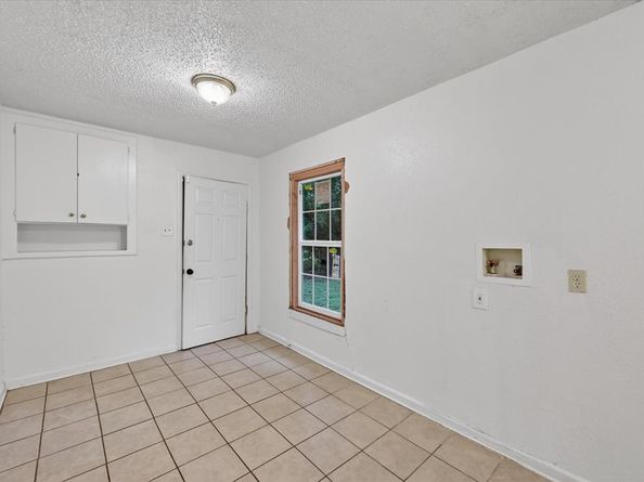 5555  Pinson Street , Fort Worth Texas 76119