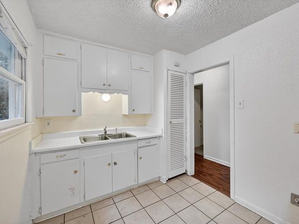 5555  Pinson Street , Fort Worth Texas 76119