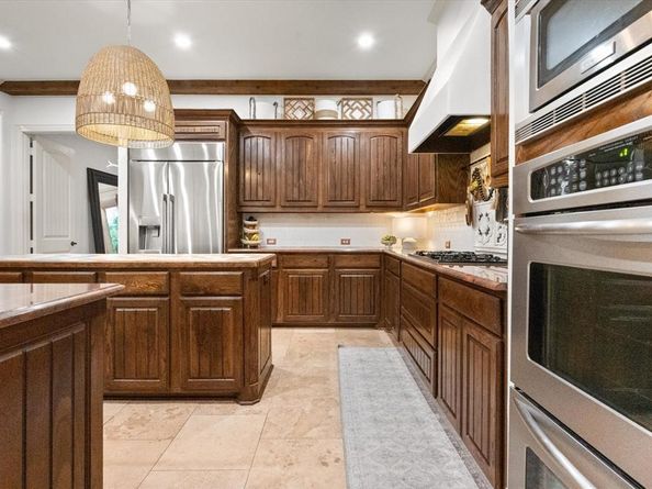 8924  Waterchase Circle , Fort Worth Texas 76120
