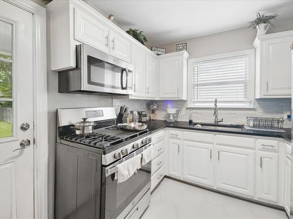 4006  Curzon Avenue , Fort Worth Texas 76107