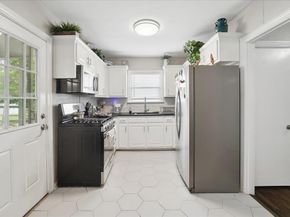 4006  Curzon Avenue , Fort Worth Texas 76107
