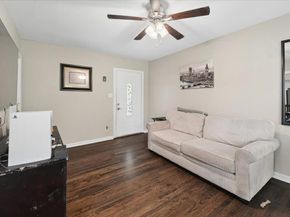 4006  Curzon Avenue , Fort Worth Texas 76107