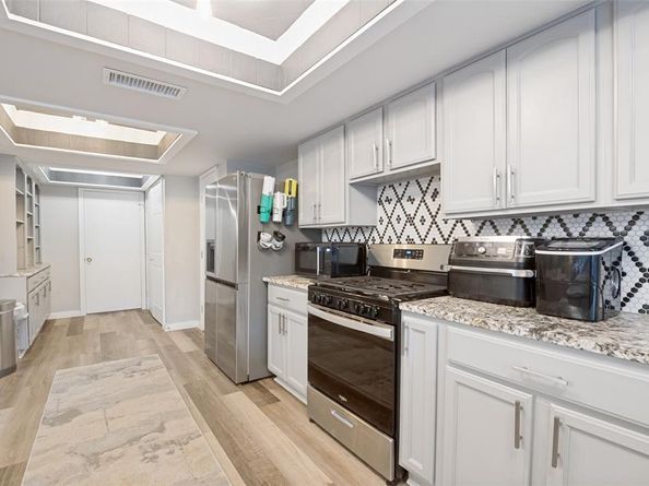 3129  Windsor Road , Carrollton Texas 75007