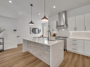 3612  San Jacinto   101, Dallas Texas 75204