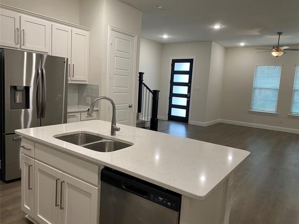 1919  Diyaa Court , Farmers Branch Texas 75234