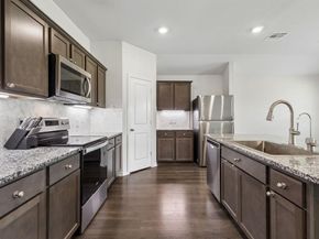 932  Juno Lane , Denton Texas 76209