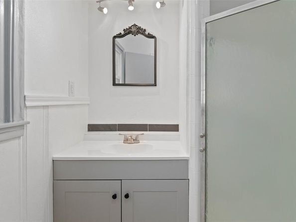 841  Brookwood Drive , Dallas Texas 75224
