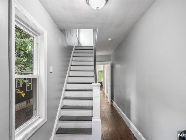 402 Morse Avenue, Ridgefield NJ 07657
