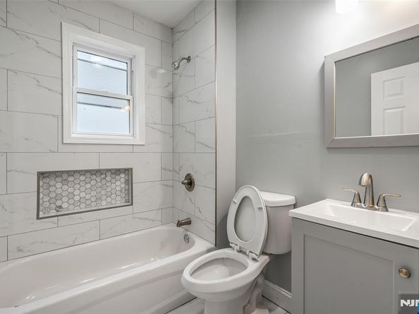 402 Morse Avenue, Ridgefield NJ 07657