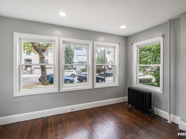 402 Morse Avenue, Ridgefield NJ 07657