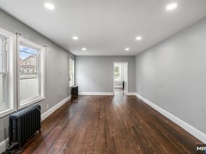 402 Morse Avenue, Ridgefield NJ 07657