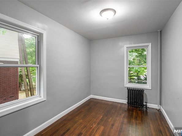 402 Morse Avenue, Ridgefield NJ 07657
