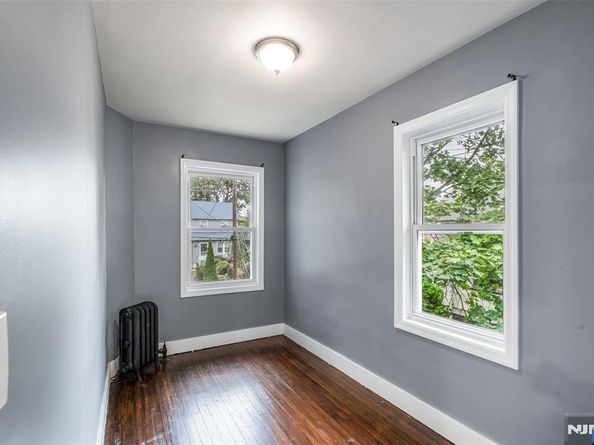 402 Morse Avenue, Ridgefield NJ 07657