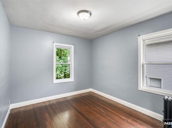 402 Morse Avenue, Ridgefield NJ 07657