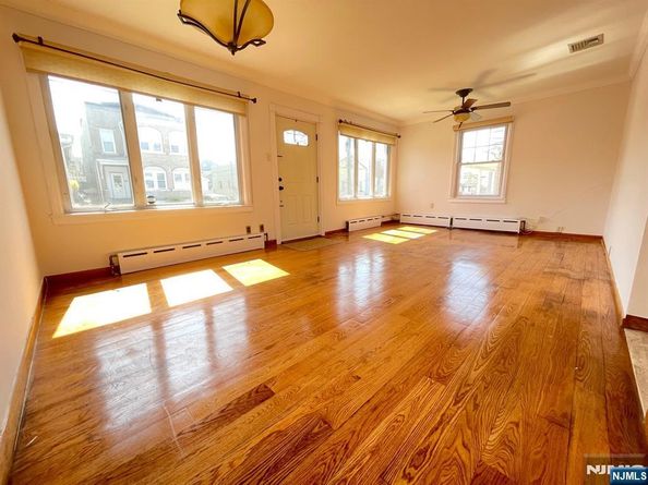 209 8th Street, Fairview NJ 07022