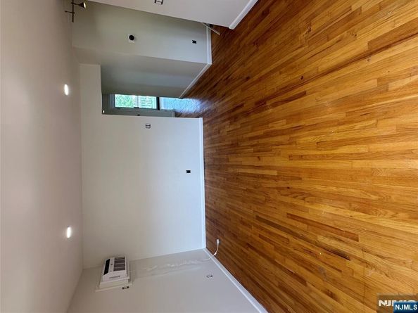 209 8th Street, Fairview NJ 07022