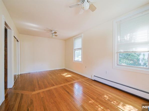 1585 Bergen Boulevard, Leonia NJ 07605