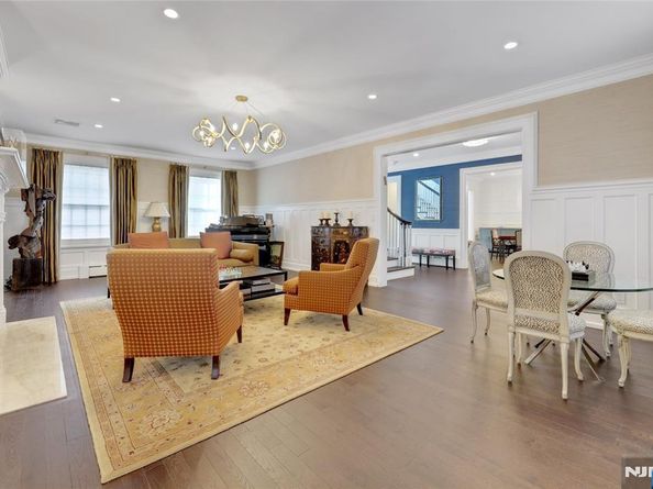 292 Maple Street, Englewood NJ 07631