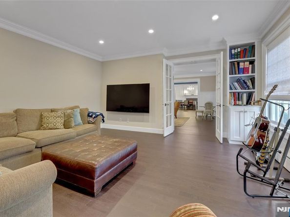 292 Maple Street, Englewood NJ 07631