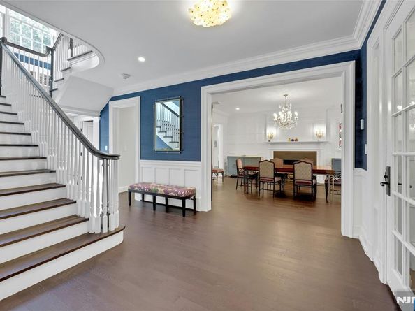 292 Maple Street, Englewood NJ 07631