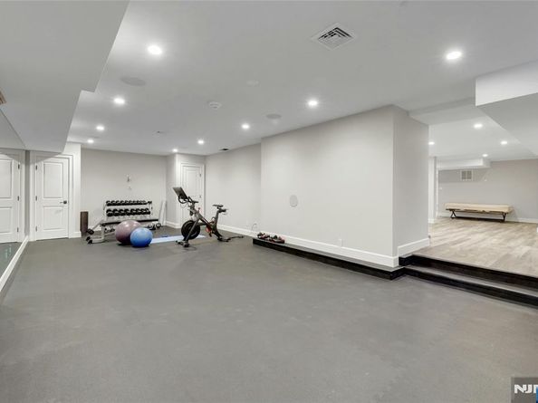 292 Maple Street, Englewood NJ 07631