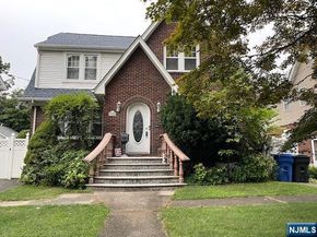 135 Rockwood Place, Englewood NJ 07631
