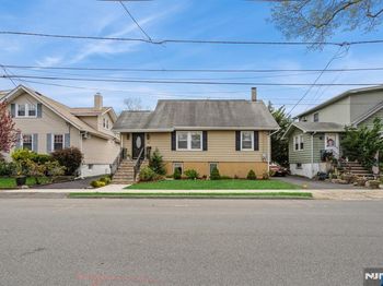 512 Russell