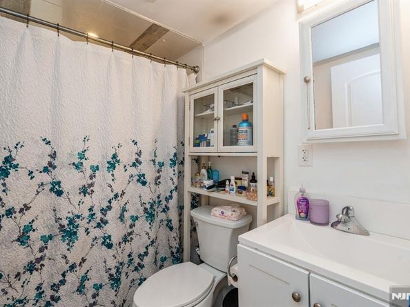 512 Russell, Ridgefield NJ 07657