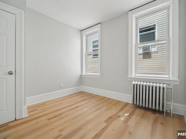 130 Wilkinson Avenue, Jersey City NJ 07305
