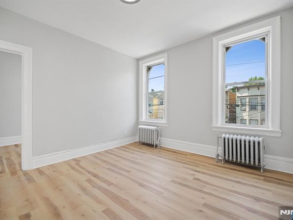130 Wilkinson Avenue, Jersey City NJ 07305
