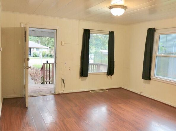 14040 Ashworth Avenue N, Seattle WA 98133