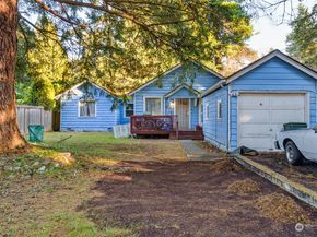 14040 Ashworth Avenue N, Seattle WA 98133