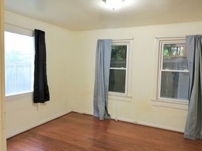 14040 Ashworth Avenue N, Seattle WA 98133